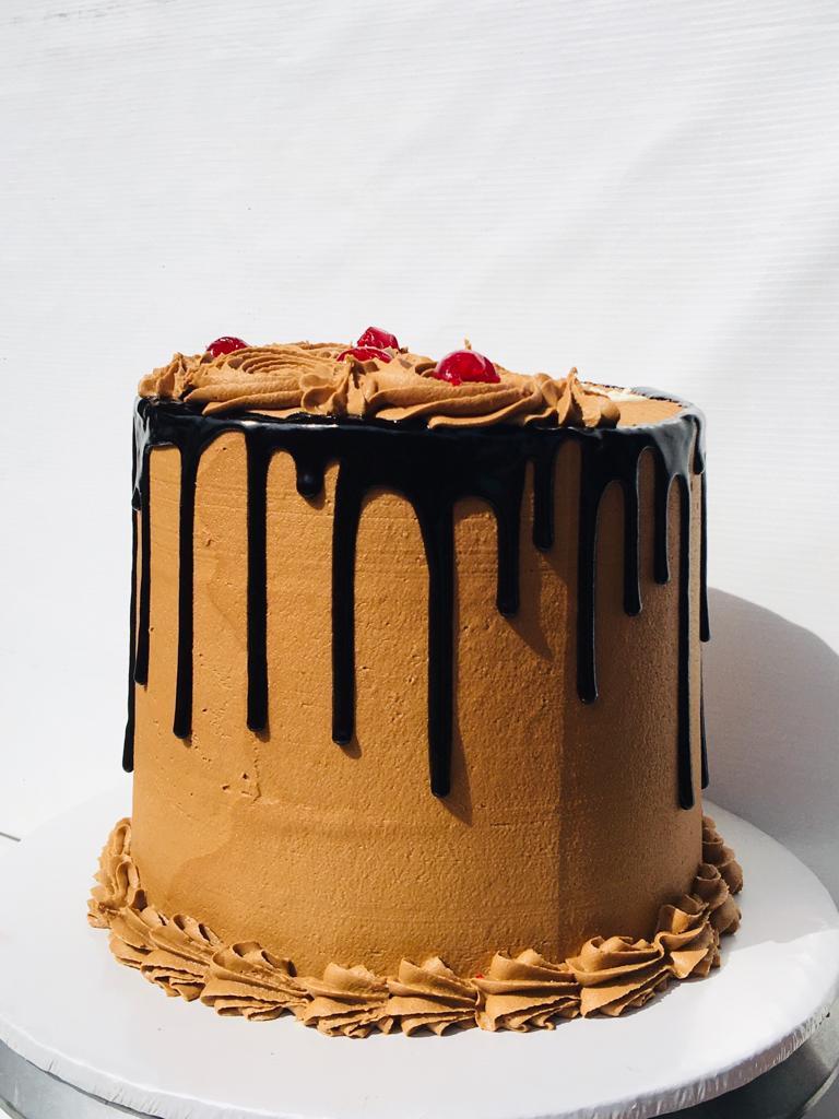 It's A Weekend Treat as always we got you sorted🎂🎂
Call or WhatsApp <a href="/olivia_darius/">Olivia Darius</a> on 
+256752398333

#DCakeFairy