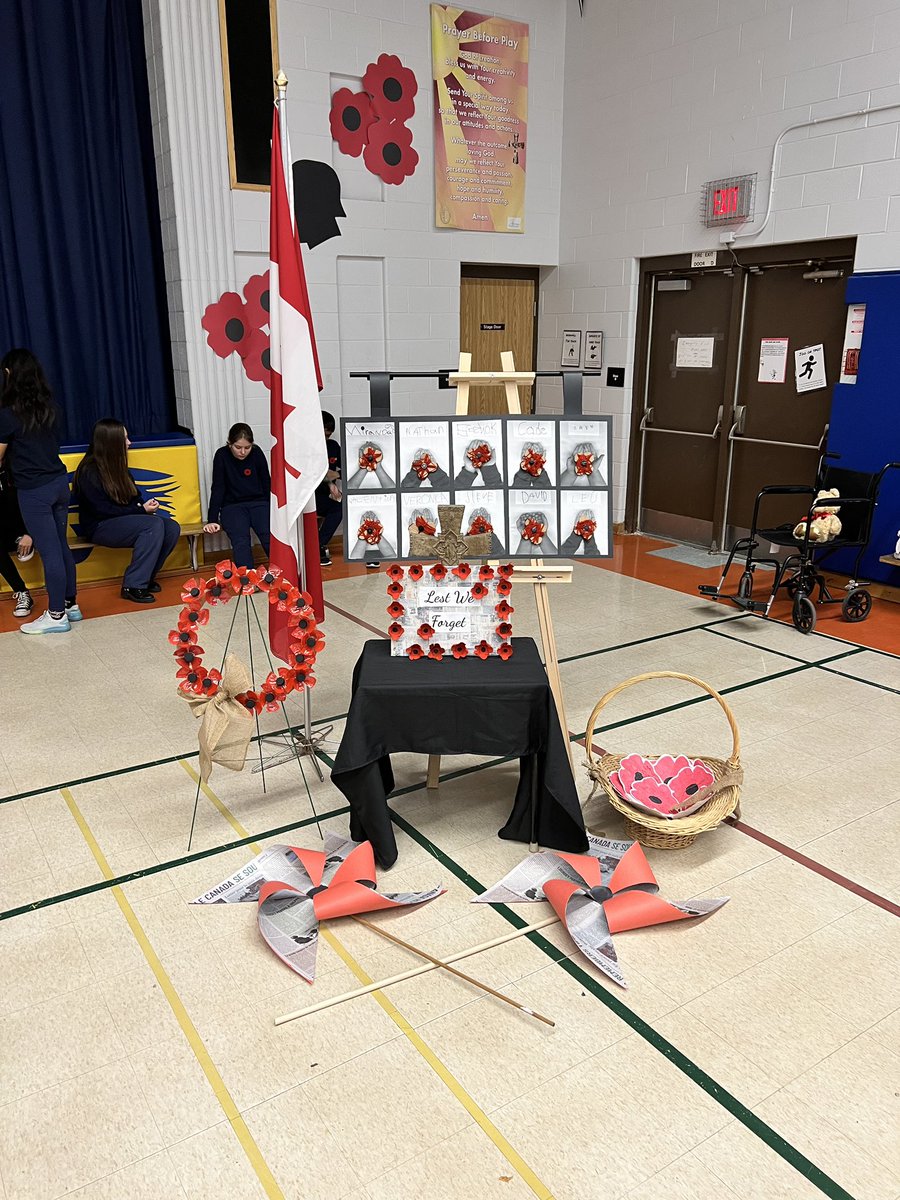 So proud of my Gr. 7/8 class for leading <a href="/srgycdsb/">St. Rene Goupil CES</a> in today’s Remembrance Day Assembly! #RemembranceDay <a href="/YCDSB/">York Catholic District School Board</a>