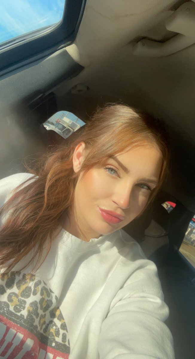 brittdawnw tweet media