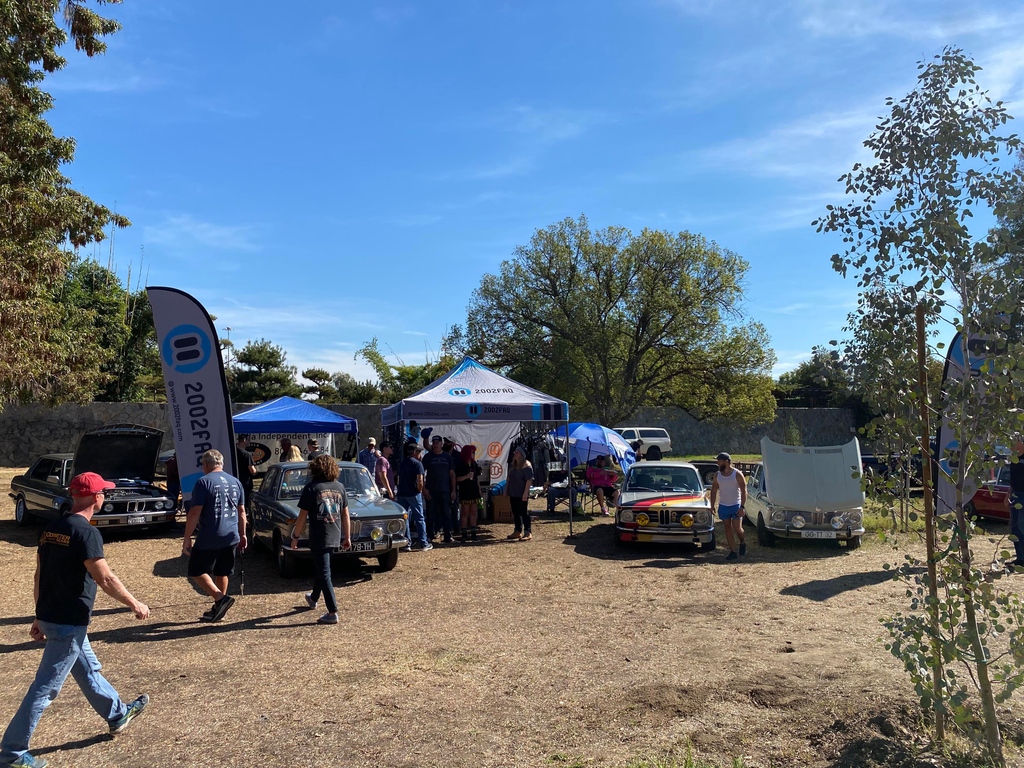 bmw2002faq tweet media