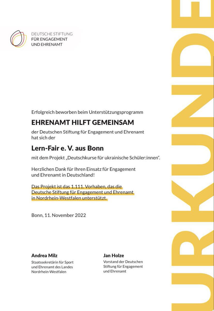 jan_holze's tweet photo. Bonn #Alaaf 🥳 Am 11.11. die 1.111 Förderung der @D_S_E_E im @landnrw an den Verein @LernFair zusammen mit #NRW-Staatssekretärin &amp; Stiftungsratsmitglied Andrea Milz und MdL @CKatzidis diese Urkunde 👇  übergeben. Fast so schön wie Karneval! 👻 https://t.co/ob4SUNGbM8