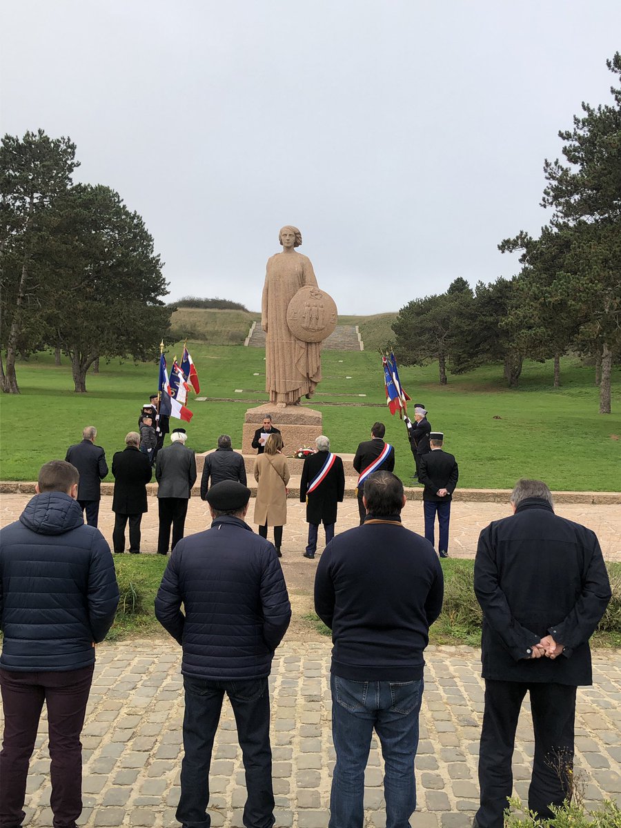 Commémoration #11novembre aux Fantômes, monument emblématique des combats pour la paix. Merci aux organisateurs de leur engagement sans faille.