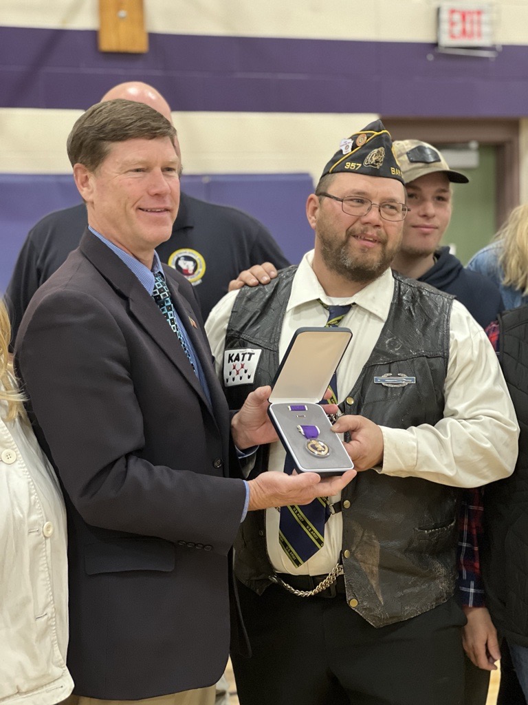 Today, it was an honor to present Devin Feuerhelm with a long overdue Purple Heart for his service in the Iraq War. On Veteran’s Day, we recognize and honor our service members, veterans, and their families. We’re forever grateful for your service and sacrifice.