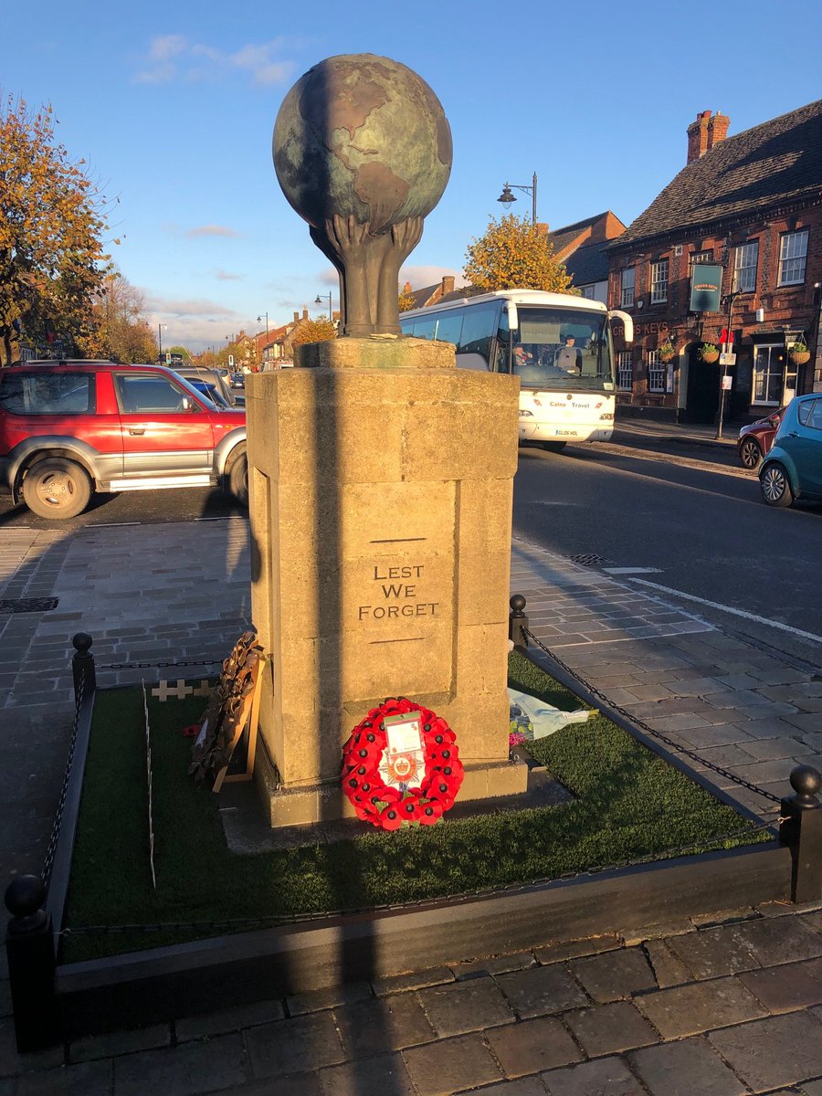 CrapperAndSons tweet media