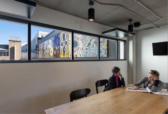 Coverings's tweet photo. Tony Fitzpatrick earned Special Recognition from the #Coverings2022 #CIDAwards for his ingenious use of tile on the Steppenwolf Theater in Chicago! Read more about it at https://t.co/6tJhDUznQQ &amp; enter your work for the #Coverings2023 CID Awards below.

https://t.co/vdcNF19aEg https://t.co/8gCqtYe77r