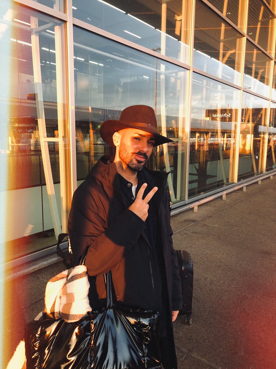 ikbentino's tweet photo. Unos dias off con mis amigos a Irlanda ✈️🤍✨ https://t.co/LguA0soxY8
