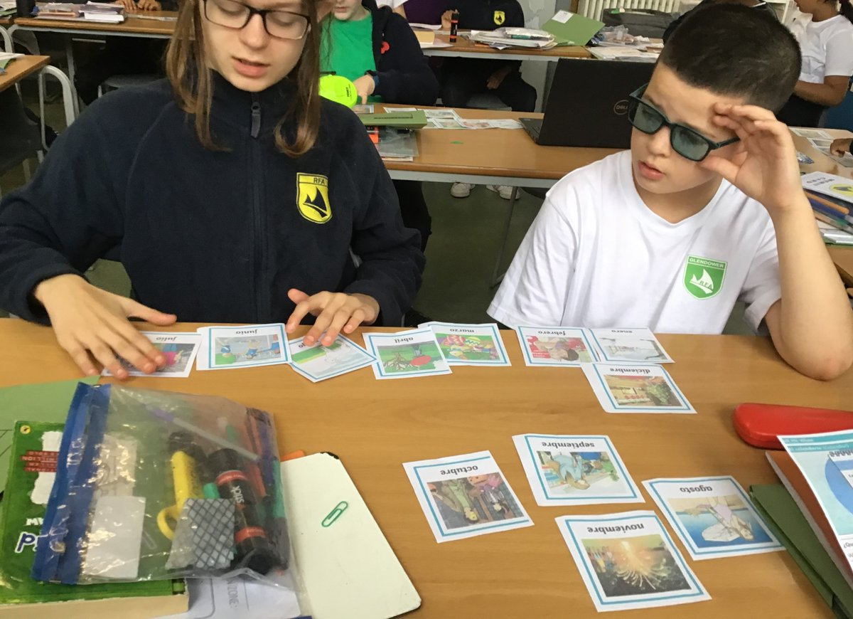 RFitzroyAcademy's tweet photo. 🇪🇸 Our Spanish as part of enrichment... Aprendiendo los nombres de los 12 meses #vangoghclass #year6 #primarymfl #communication https://t.co/qCnhqfXxbv