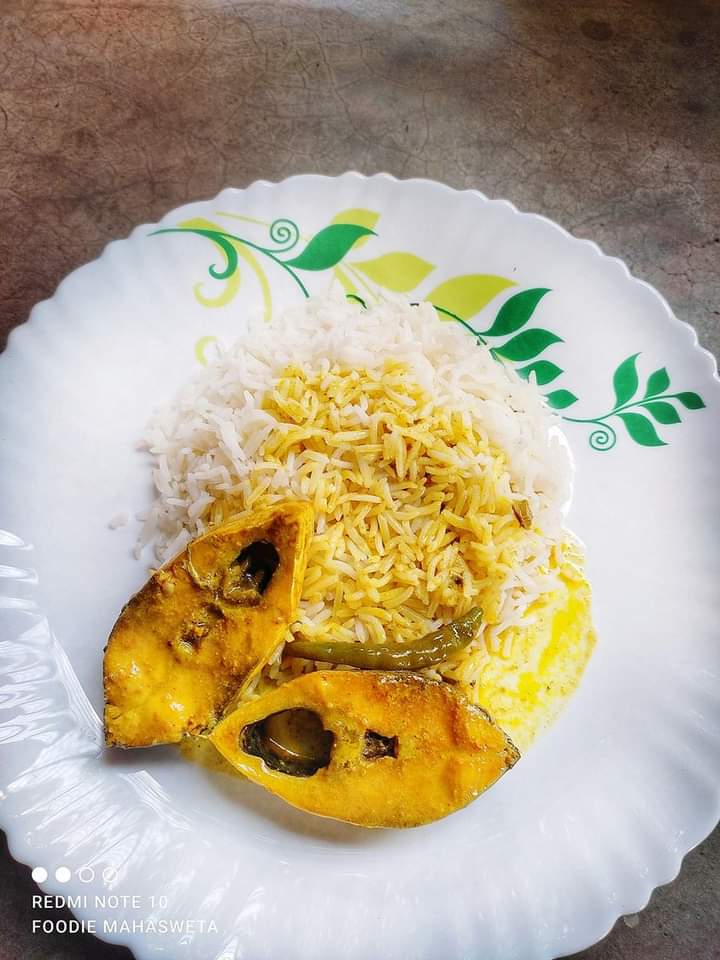 FoodHubgvo's tweet photo. Fish Curry with Rice https://t.co/EMVCwat8h9