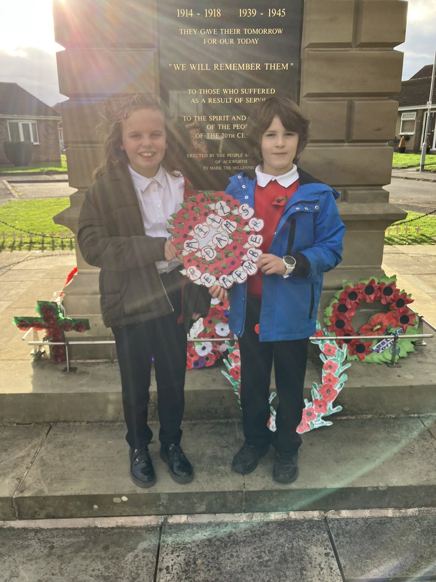 Mrs. Thompson tweet media