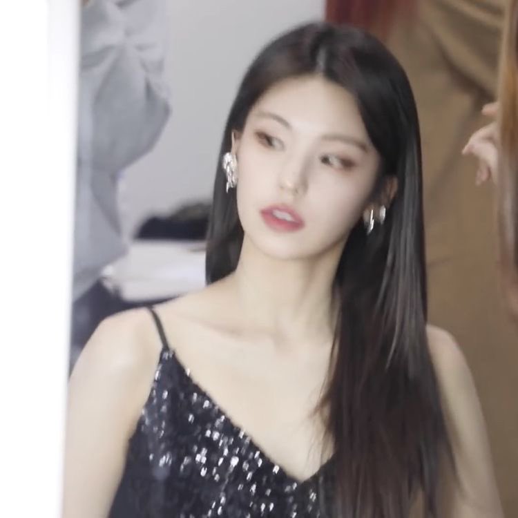 Itzyismyworld CHESHIRE On Twitter RT hyejithinker Low Quality itzyismyworld-cheshire-on-twitter-rt-hyejithinker-low-quality