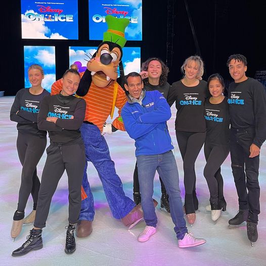 fox12oregon's tweet image. Mickey and his pals are getting ready to hit the ice in Portland! This morning, @JoeVFox12 was at Veterans Memorial Coliseum to get a sneak peek of Disney On Ice: Road Trip Adventures. Watch today's #OnTheGoWithJoe: bit.ly/3fWbpSr