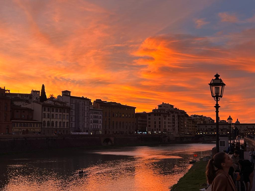 soffriarielli's tweet photo. questo tramonto mi ha curata spiritualmente https://t.co/7aWhbiwIyC