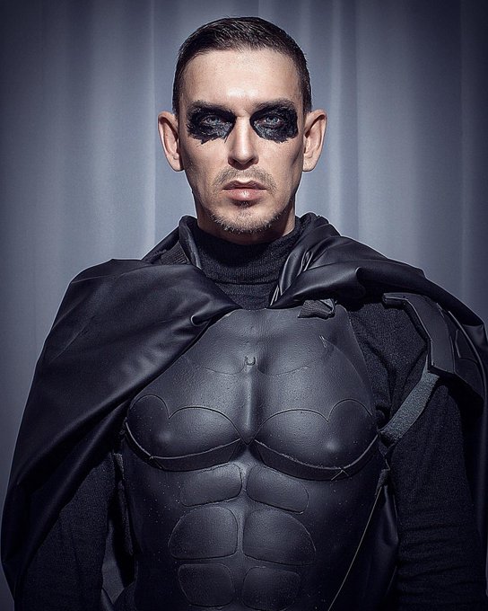 Немного бэтманского на вечер))) https://t.co/iY5eUlgHlJ  #batman #cosplay #fanart https://t.co/Eev1x<a href="/tag/cosplay"class="tags"><span>#cosplay</span></a><a href="/tag/batman"class="tags"><span>#batman</span></a><a href="/tag/fanart"class="tags"><span>#fanart</span></a>