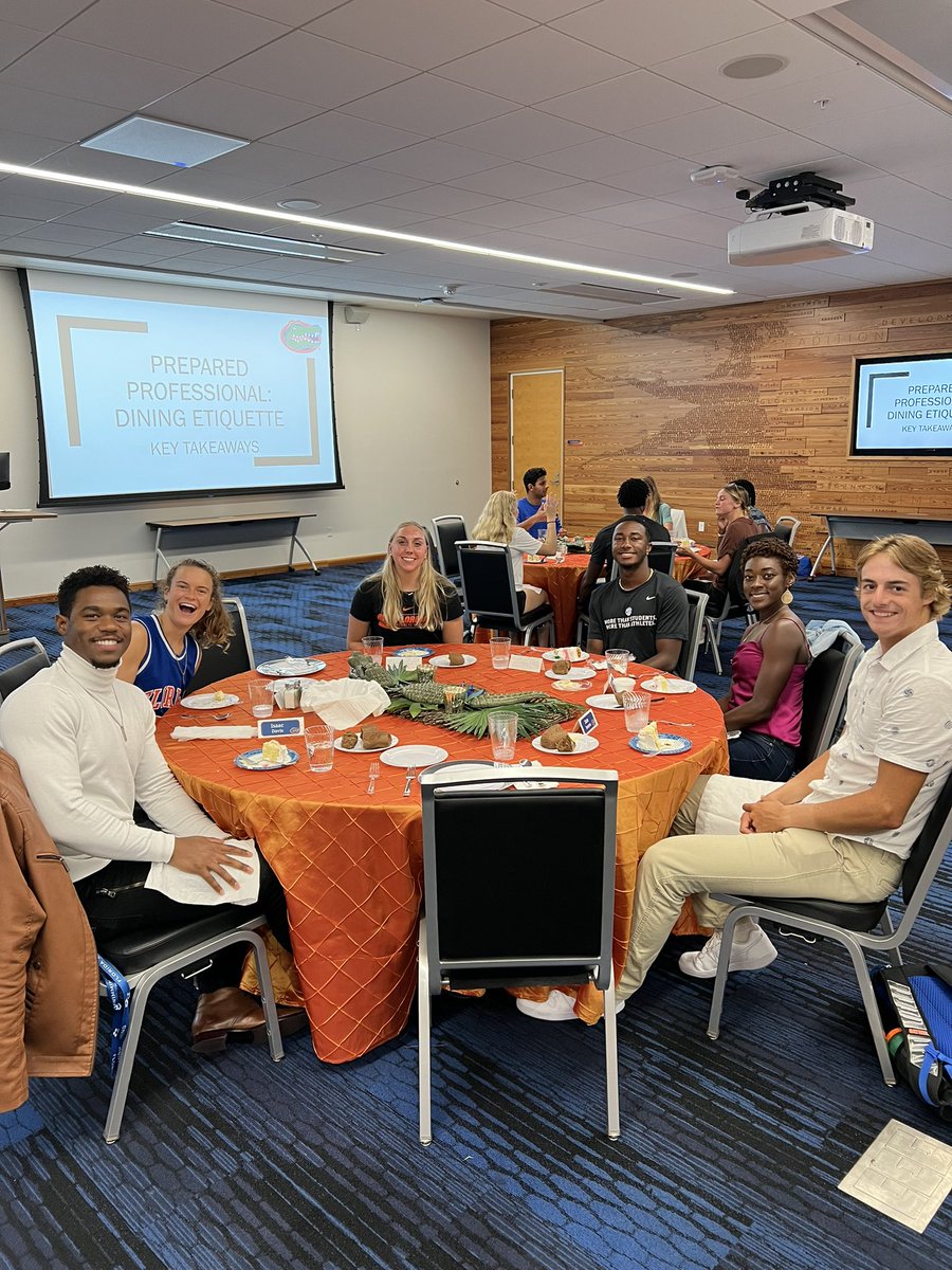 GatorsExp's tweet photo. Dining 🤝Etiquette 🤝Networking 

These Gators learned some tips and tricks and how to professionally dine at our etiquette course this week. #PreparedProfessionals #GoGators 🍽️ https://t.co/keNwtl0tBF