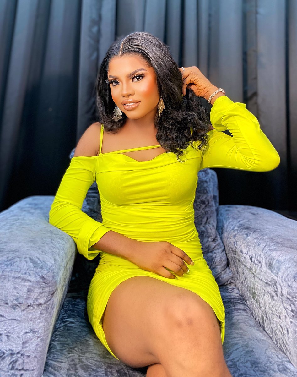 Eniolakwin's tweet photo. Happy birthday Enniewealth 👑🥰 https://t.co/CivwYmfDMA