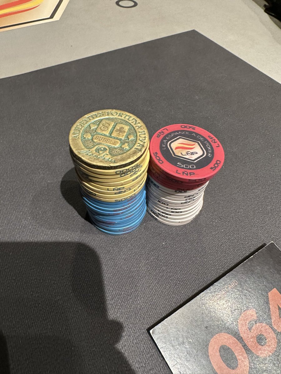 BUBBLEWOMAN8's tweet photo. Empezamos @ligaESpoker @mentopoker 🤗🤗🤗
#BubbleHappy💙💙💙 https://t.co/8D3brq3Ml0