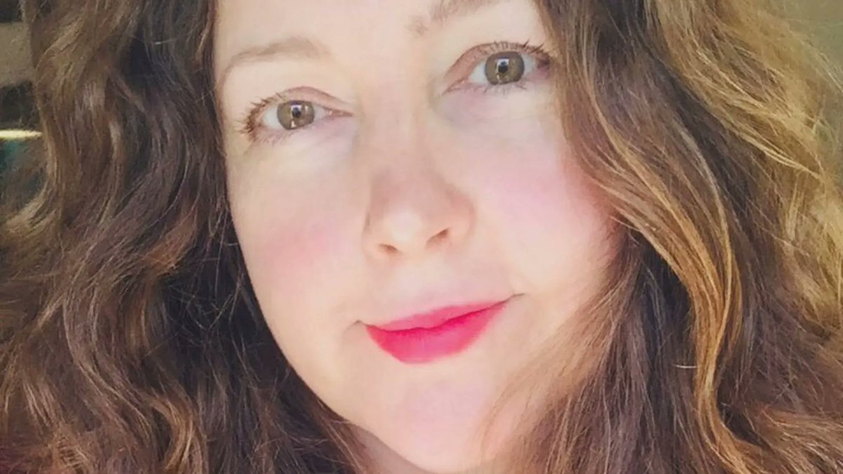 .<a href="/renardpress/">Renard Press</a> has acquired Hay Press, a Welsh indie publisher of commercial fiction and poetry. A relaunch list scheduled for 2023 includes Anna Vaught's (<a href="/BookwormVaught/">Dr Anna Vaught</a>) 'The Alchemy', a “guide to gentle productivity”.

Read here: buff.ly/3g1aPCT