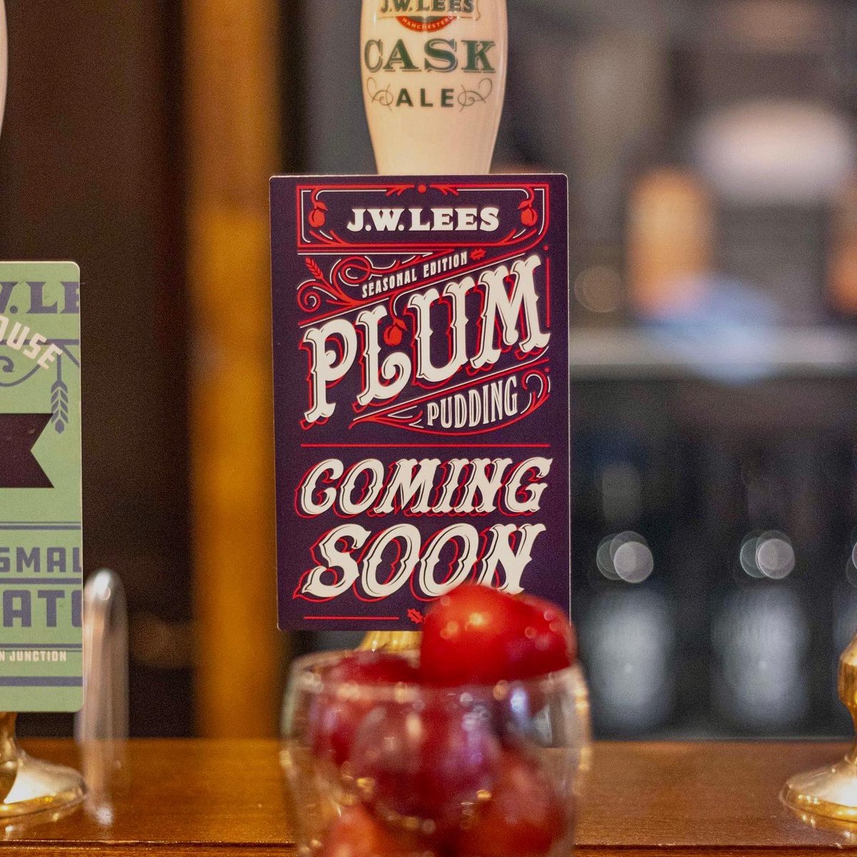 ~ PLUM PUDDING ~

It’s not long now until we launch our Christmas Plum Pudding Ale, which is always a customer favourite! 💜

Friday 25th November! be sure to add it to your calendar!💜
