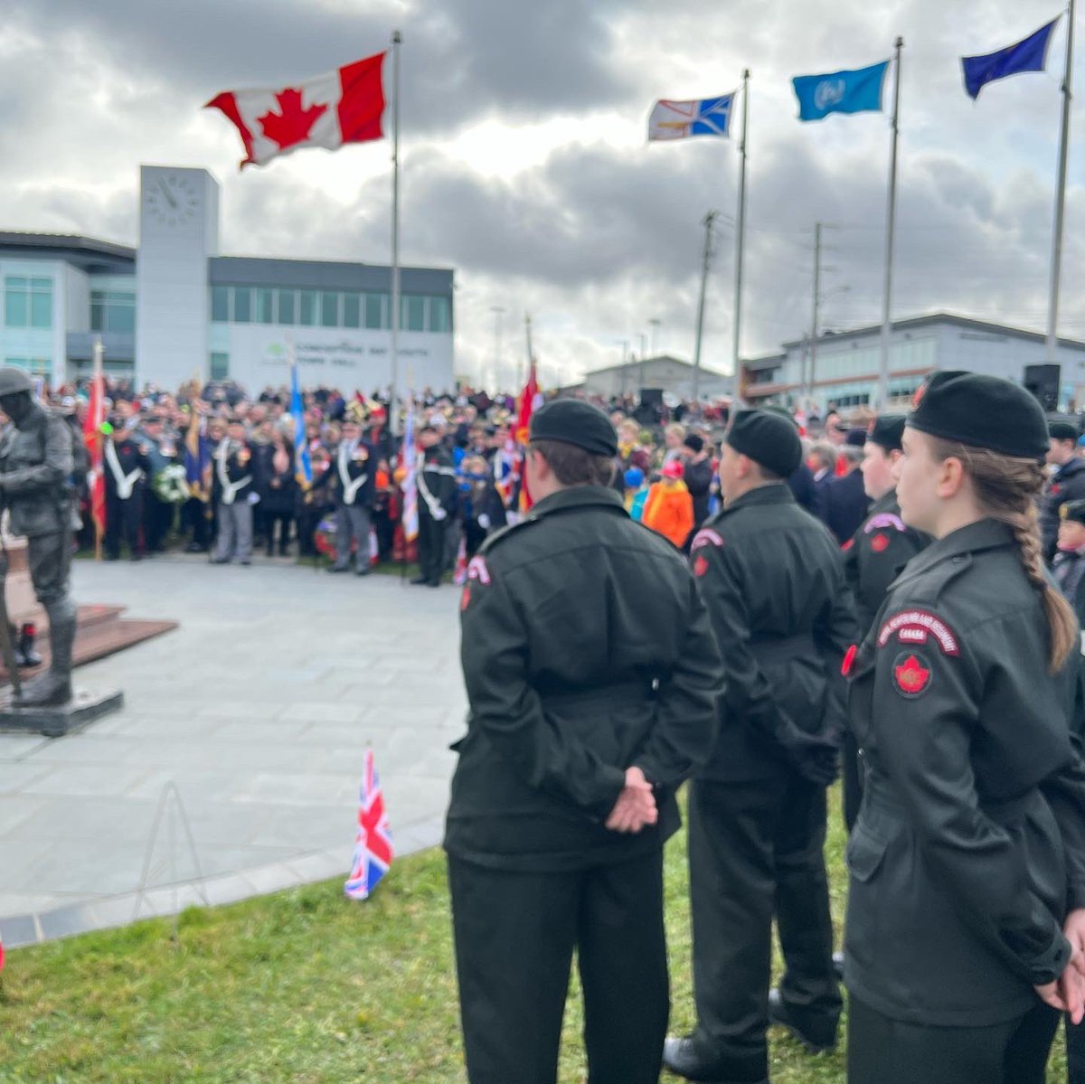 DarrinBent's tweet photo. Great to see such a wonderful turnout today to our Monument of Honour for the Remembrance Day Service.
Very proud to lay a wreath on behalf of the #townofcbs https://t.co/TFWxk2ixfO