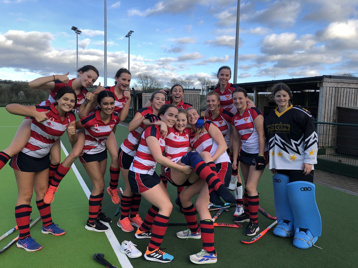 yarmgirlsgames's tweet photo. The U15’s played out of their skins today at the U16 Tier 3 Area Finals. They came up against some tough opposition but remained calm to get through to the semifinals where they lost 1-0 to the eventual winners. An outstanding performance a year early for this super bunch! 🥉🏑 https://t.co/D7f36qKYCj
