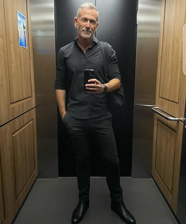 AdamsStewards's tweet image. Classy😎