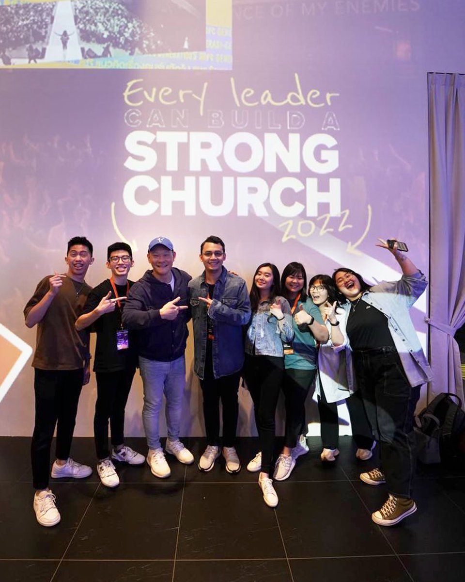 seowhow's tweet photo. Just a few weeks ago, a team from @gbigilgal joined us for the #StrongChurchSummit and #GenerationSconference at HOGC.
This week, Ps @Lia_Chan will be speaking at NEXTGEN Conference and has flown over with a team. #ExchangeProgram? https://t.co/awDl7PABvi