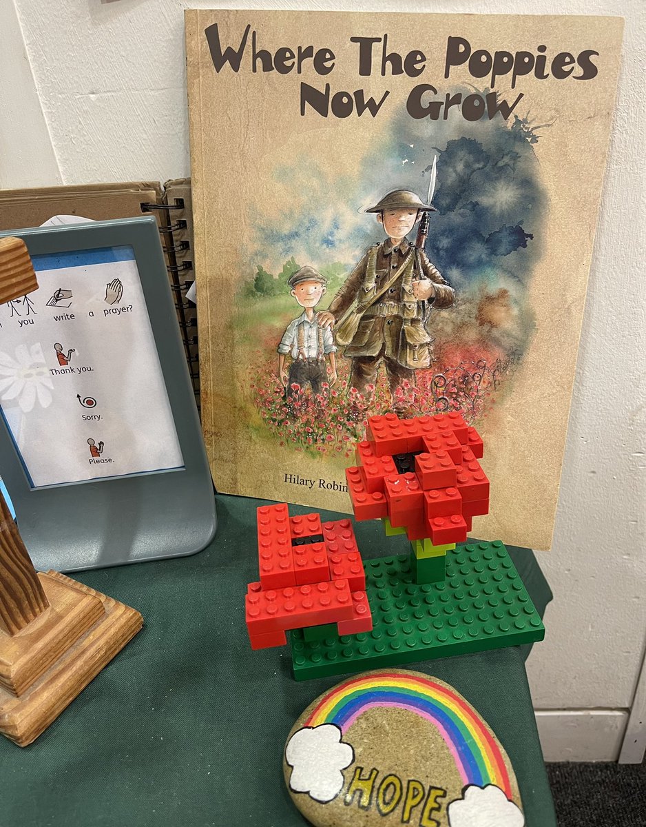 What a privilege it is to pass on the importance of peace. The year twos have enjoyed making poppies for the prayer table this week