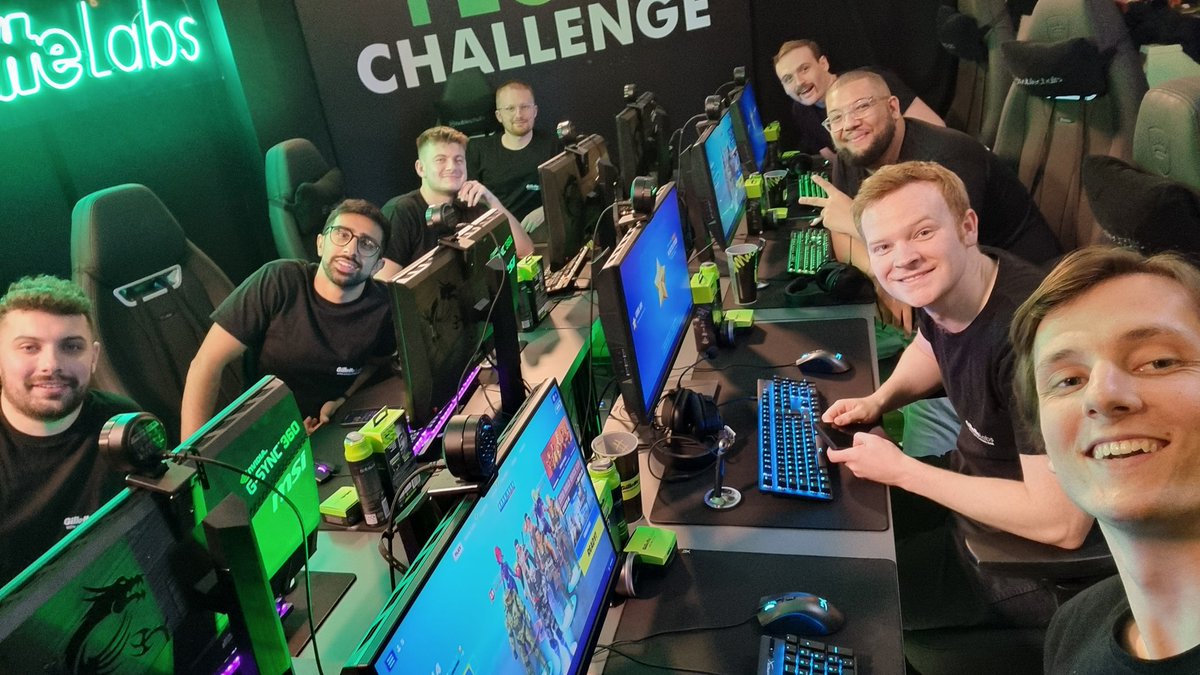StumpyGoblin's tweet photo. FRESHLY SHAVEN FRESHLY GAMIN'

https://t.co/zmVkYtqeBF https://t.co/XUmmEzBhdA