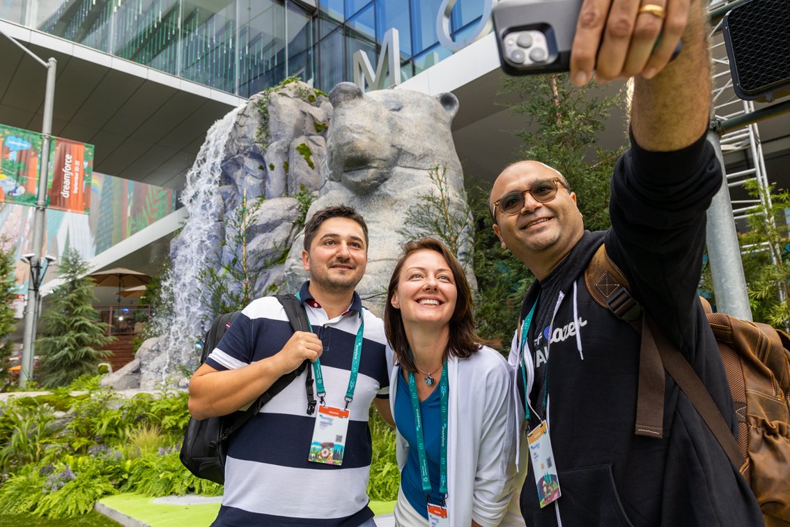 Dreamforce tweet media