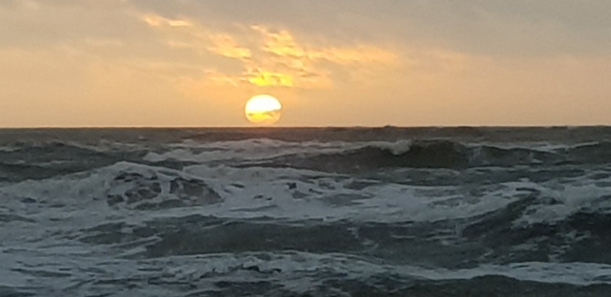 Mark_1901's tweet photo. #zonsondergang vanaf het strand in #Denemarken https://t.co/wCXyCDv2Wk