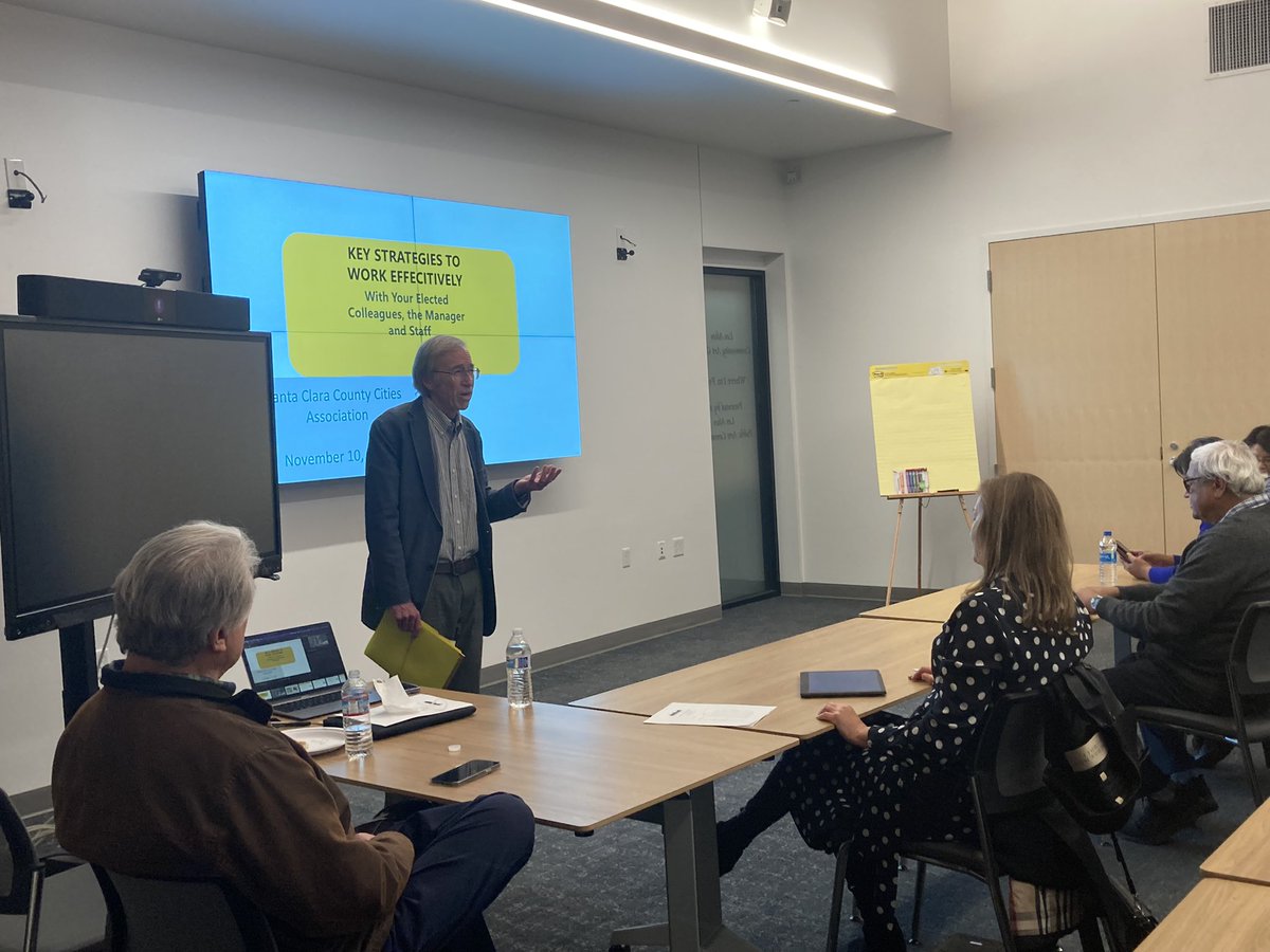 citiesassoc's tweet photo. Great turnout at yesterday’s workshop + some thoughtful conversations about what makes for successful council-manager relationships. TY to everyone who came out! https://t.co/SPT7JZoOII