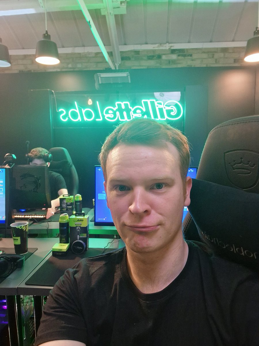 EmileCole93's tweet photo. They made me shave. Now watch me save.

(My team. From losing. In Fortnite.)

https://t.co/5moFKk2Lpk https://t.co/ZIqZYyHspA