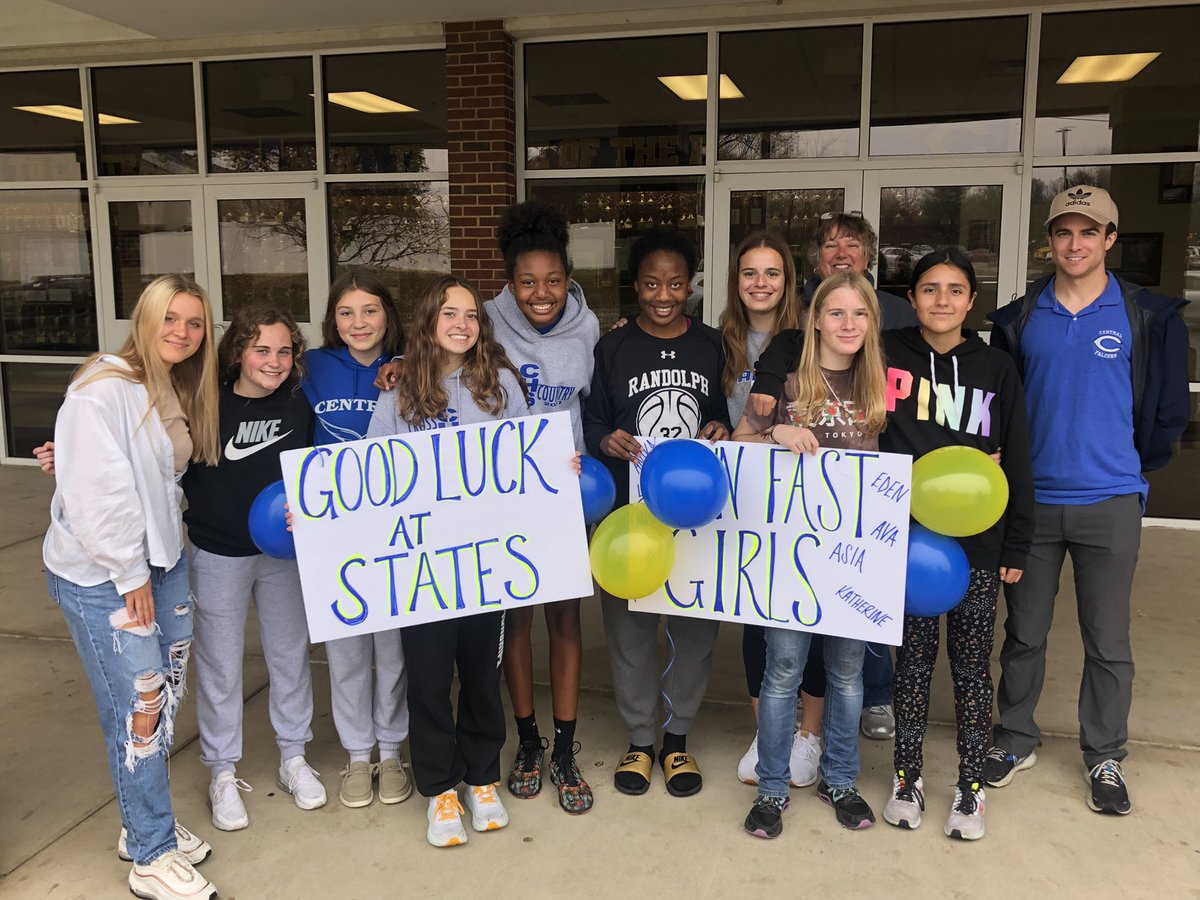 CHSFalconSports's tweet photo. The rain let up just long enough for Girls Cross Country to have a send-off for tomorrow’s Class 2 State Meet in Salem! Good luck, ladies! https://t.co/5DeSTuFlL7