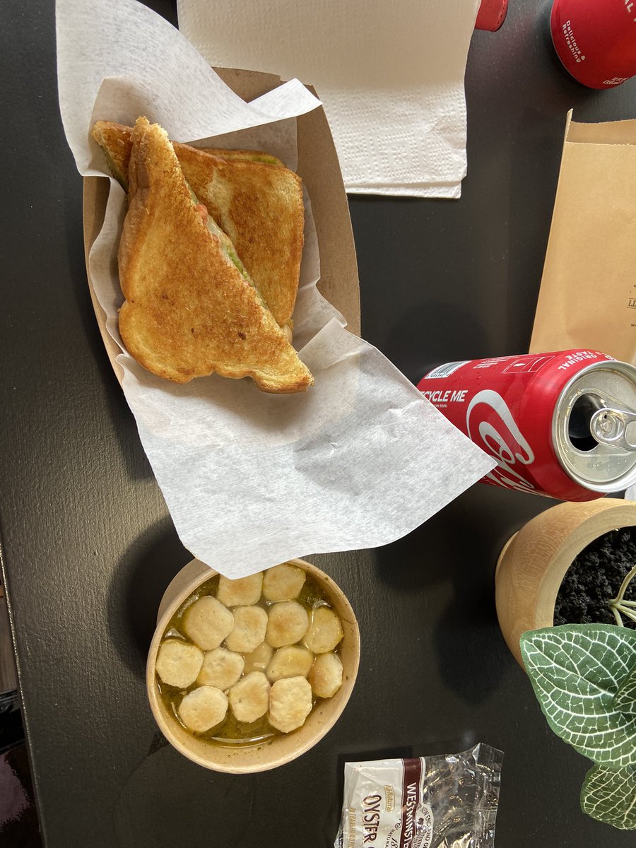 RCS_SpecialEd's tweet photo. Having lunch at Liberty Station in #Murfreesboro. What an inspiration (and a delicious lunch). Service with a CAN DO attitude. You will love the live entertainment. https://t.co/zaIOaO1ARh