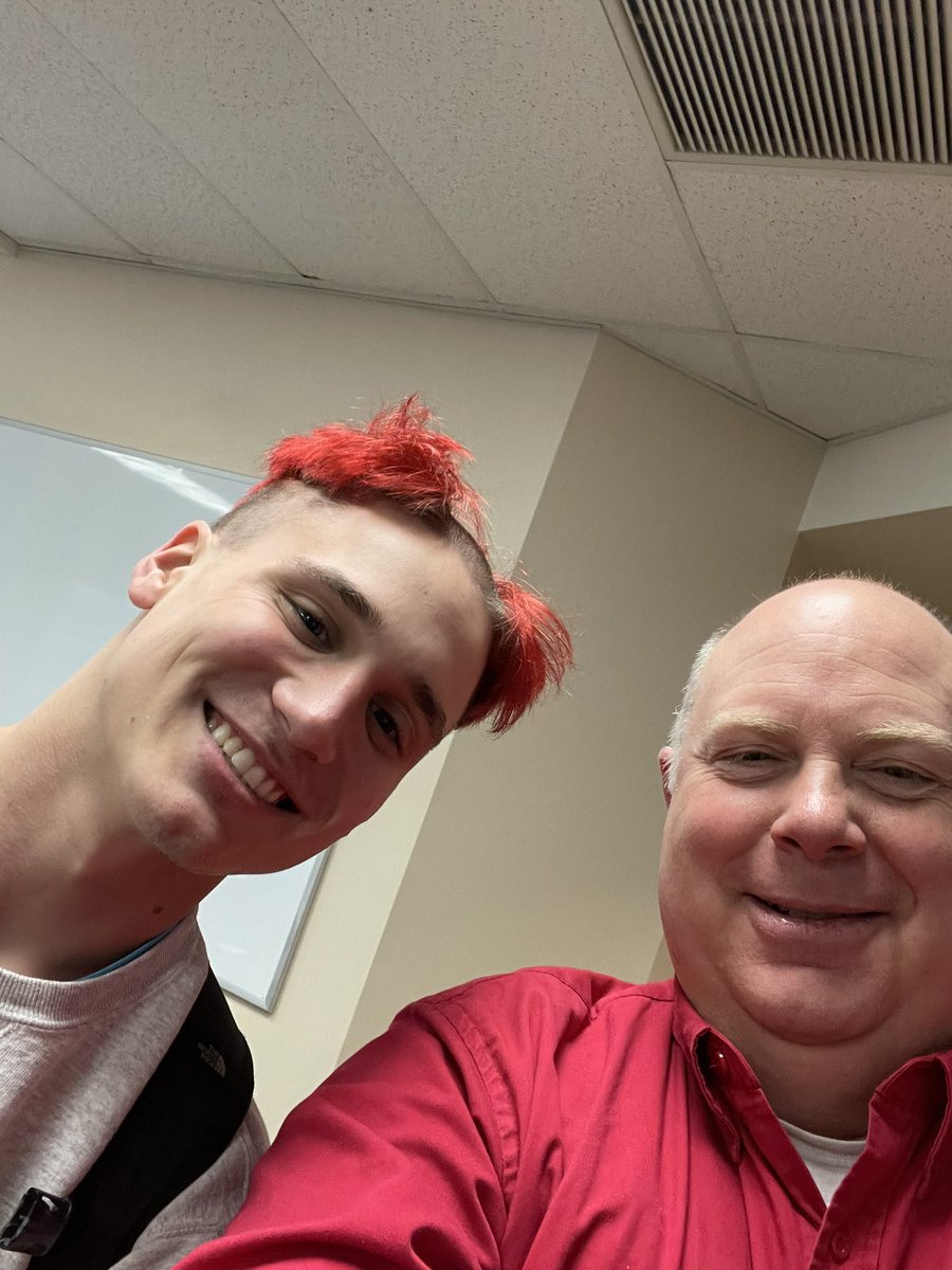 ecuaprof's tweet photo. Day before the Bell Game. Can you tell? #BellGame #WAF https://t.co/obxQIABF67