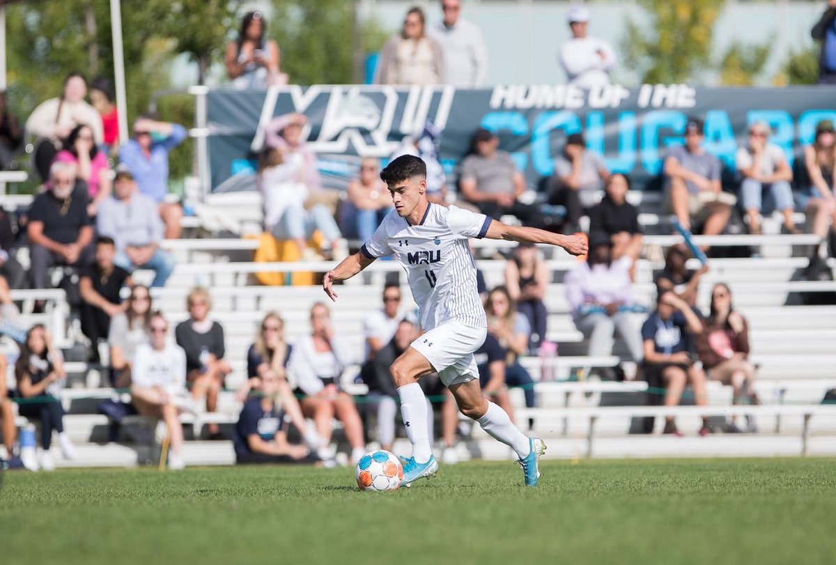 davidschfr99's tweet photo. Could not have imagined calling this my second home when I came here 5 years ago. Won so many battles together, went through so much as a team. I found a family here! Grateful for everyone who was part of this journey and grateful for the game. Forever a Cougar 💙 @MRUCougars https://t.co/RgaVj0ppnI