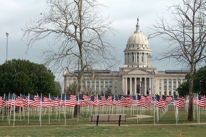 IlliniRSDMom's tweet photo. Fri. Nov. 11, the 315th day of 2022..it’s 47° &amp; cloudy! Every November 11th, Americans celebrate Veterans Day to honor the more than 19.5 million heroes who have served in the U.S. military. 

Ray Charles “America the Beautiful” https://t.co/XC66osRGDh https://t.co/QGeEJN908q