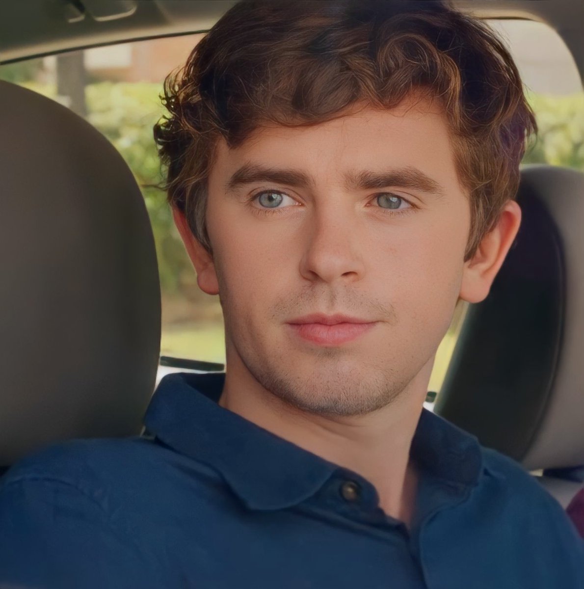 TGDsquad2's tweet photo. Charlie contemplating going into the coffee shop 🤔☕️😅❤️💙 #FreddieHighmore #FreddieFriday #CharlieBrenner #AlmostFriends #TGDsquad2 @freddiehighmore 
Screencap by @mskitkat2u ♾️💖💙 https://t.co/CMYcp58Vuf