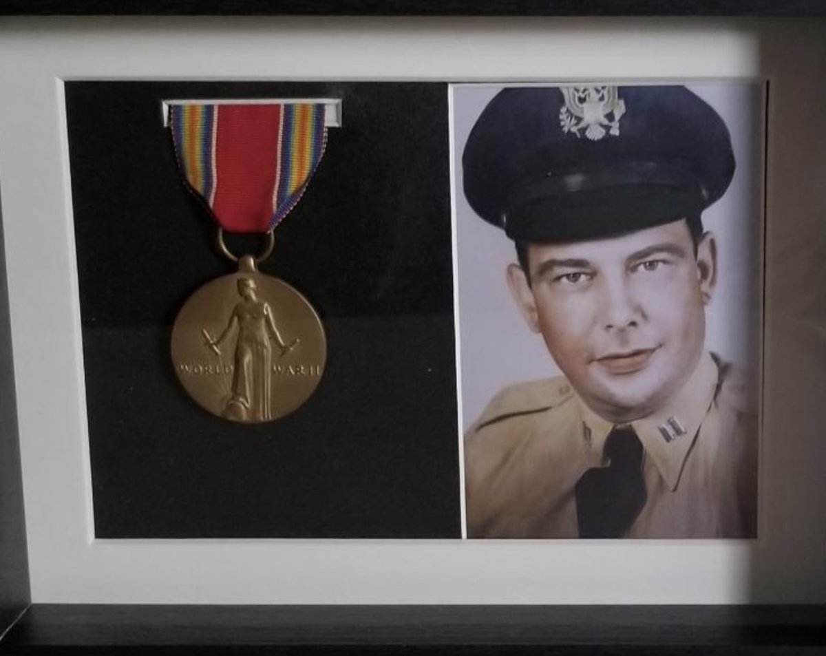 Honoring my grandfather, Jerry Petska, Jr and all of our Veterans and their family’s today! At 17, he joined the air force fighting in WWII. Thank you for your selfless service to our great country!💗💗💗 #VeteransDay #VeteransDay2022