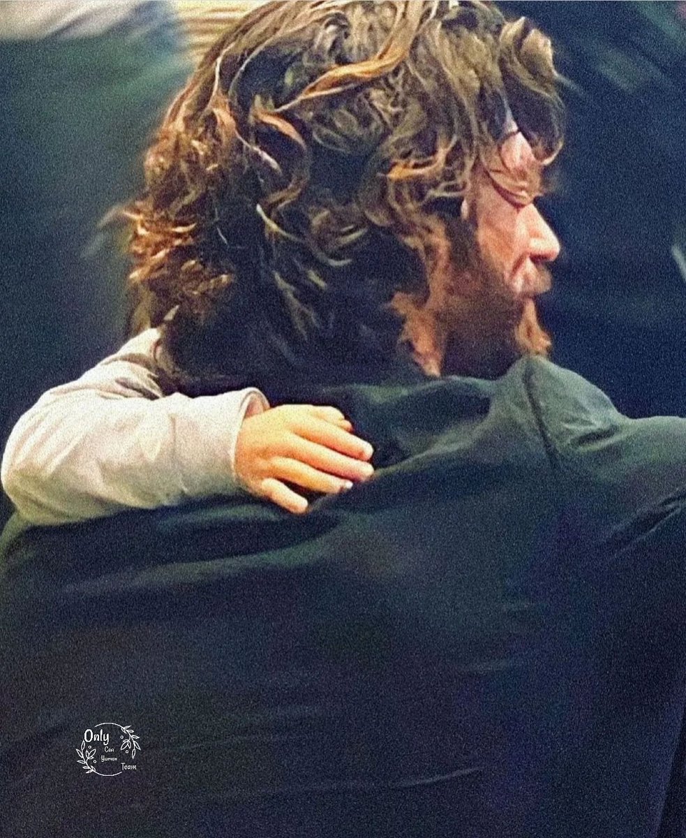 Buongiorno con questa meravigliosa immagine 😍

#CanYaman
