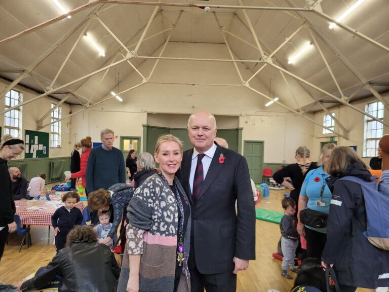 #OpenDoorsForAll Thank you <a href="/MPIainDS/">Iain Duncan Smith MP Chingford & Woodford Green</a> for your time and effort in campaigning with us. Thank you Annette from Little Mischief Stay &amp; Play. Thank you @MountCarsLtd for lending us your driver! Thank you to our other Heroes, the police officers for the photo! <a href="/AngieBeatDown/">Angharad 🦮🏴󠁧󠁢󠁷󠁬󠁳󠁿</a> 🦸‍♀️