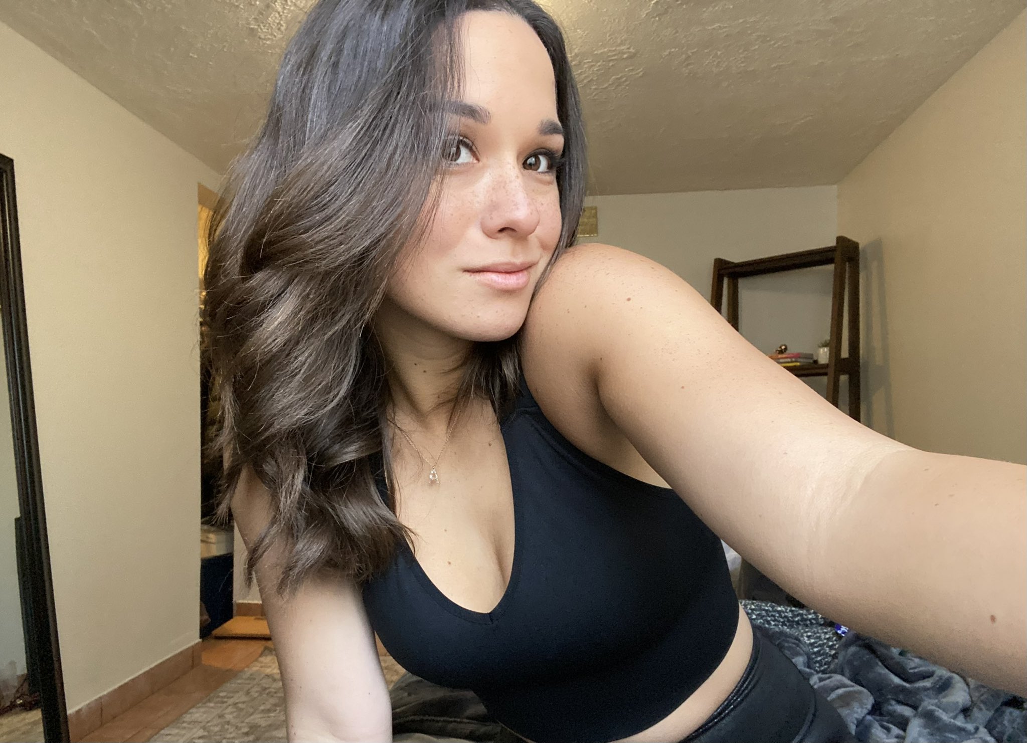 Alana Araya on X: Throwback ❤️ t.coNJzXOuuRxM  X