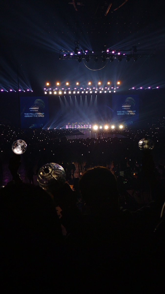 torvls's tweet image. Truly an unforgettable night, they will forever have my heart and I will make sure to go again when they come back (they promised they would). Thank you for everything my loves! ❤️