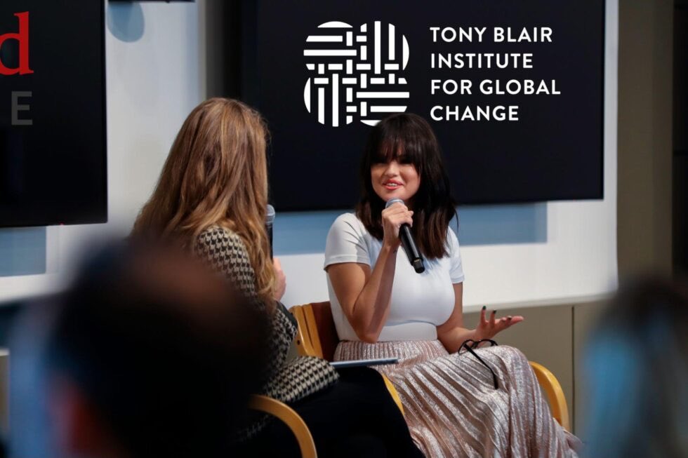 SelenaFanClub's tweet image. Selena was honored with the Mental Health Innovations Award for Excellence in Mental Health Advocacy from @StanfordHIL… and is the first-ever recipient of the award! Her impact as a mental health advocate truly is rare and we could not be more proud 🥹 #Mentee