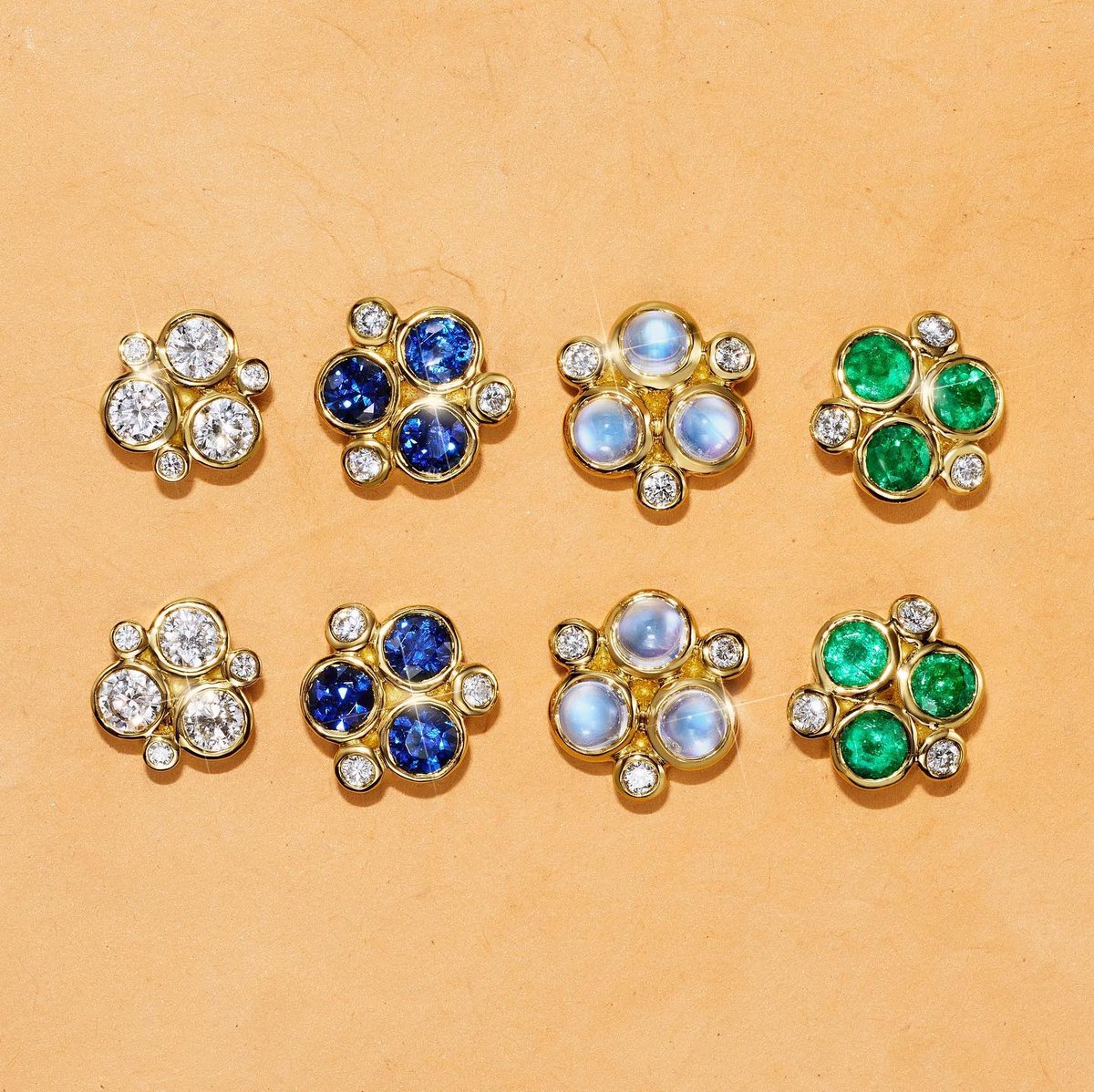 ManfrediJewels's tweet photo. Stacked or worn on their own, they're the studs that go with everything — The Classic Trio Earrings.
#templestclair #ManfrediJewels
.⁠
.⁠
.⁠
#jewelryaddict #jewellery #finejewelry #jewelrylover #greenwich #gold #jewelrydesign #jewelry #jewelrygram #diamonds #luxuryjewelry https://t.co/TX3EThVJRn
