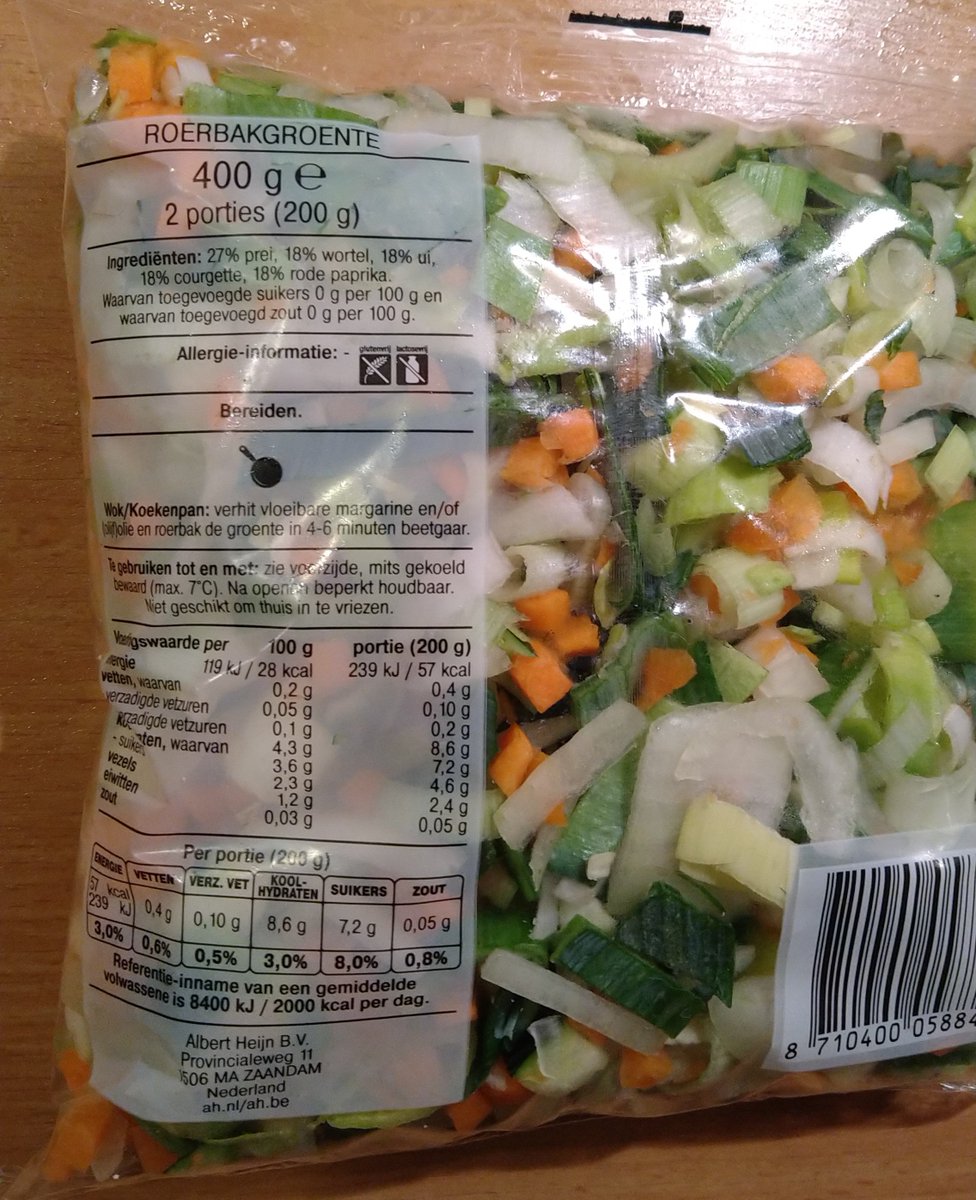 DinjaDONUT's tweet photo. Gelukkig voor mij is die 18% rode paprika nergens te bekennen in deze zak groente van @albertheijn 😂🙈
Mijn wederhelft is niet zo tevreden... https://t.co/GaoqK54N7t