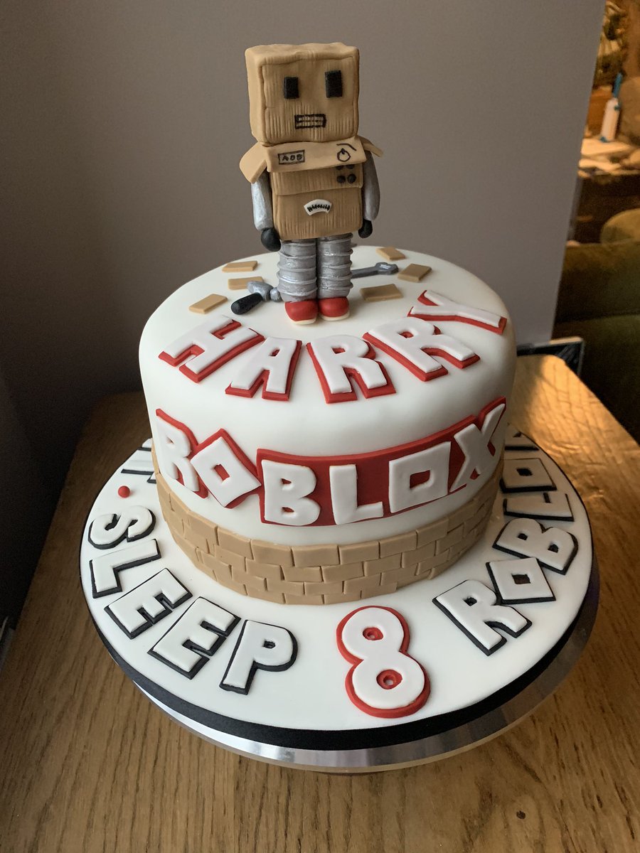 maid_of_cake's tweet image. EAT SLEEP ROBLOX REPEAT - anyone got a #robloxaddict in their house? I made this cake having zero idea about what it is... maybe that’s a sign of my age now #robloxcake #robloxbirthday