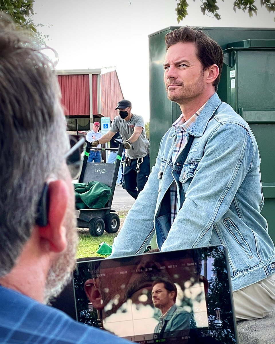 RBrandonJohnson's tweet photo. That’s a picture wrap on my character “Josh” on one of the most fulfilling roles I’ve ever been asked to play. An incredible collection of collaborators &amp; talent which made the experience one I’ll never forget. Grateful because I’m aware it’s not always like this.
@ErisTalent https://t.co/g0cpc998w3