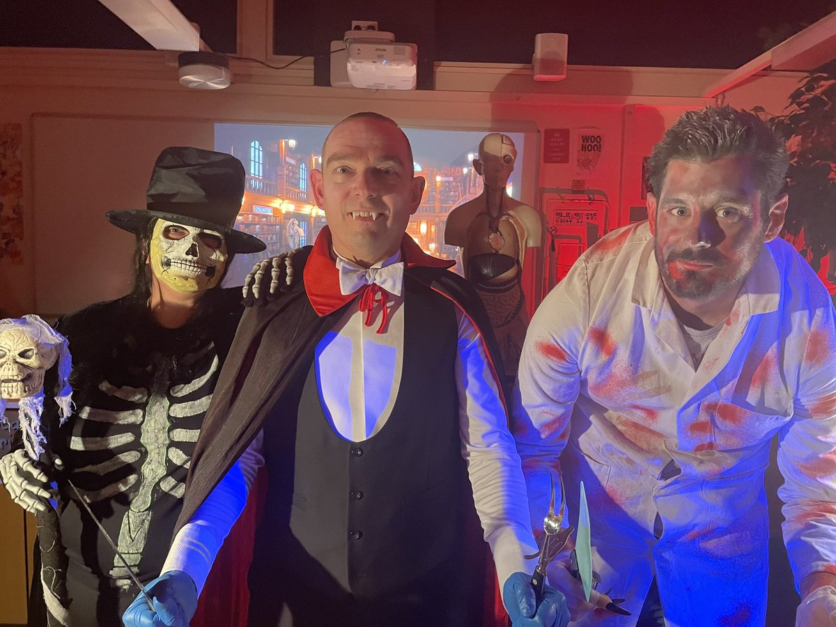 PrincipalBSM's tweet image. Certainly the scariest night of the year #spookyscience @RHSSuffolk