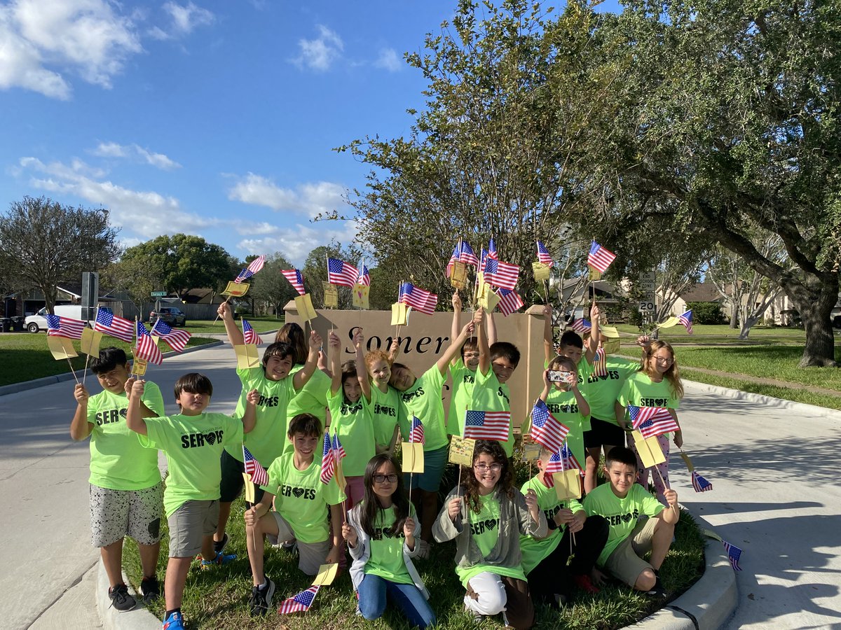 WaltDisneyElem's tweet photo. Ms. Garcia's 3rd grade class participating in Alvin Serves Day! They added flags for Veteran's Day to yards in the Somerset neighborhood! #alvinisdserves https://t.co/WPuriogvE3